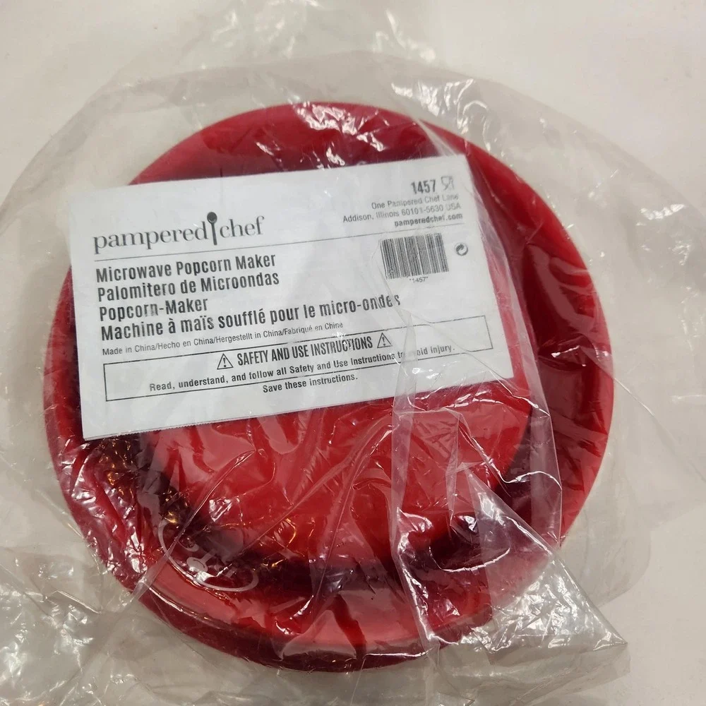 Pampered Chef Red Microwave Popcorn Maker Silicone Plastic Bowl New Kitchen